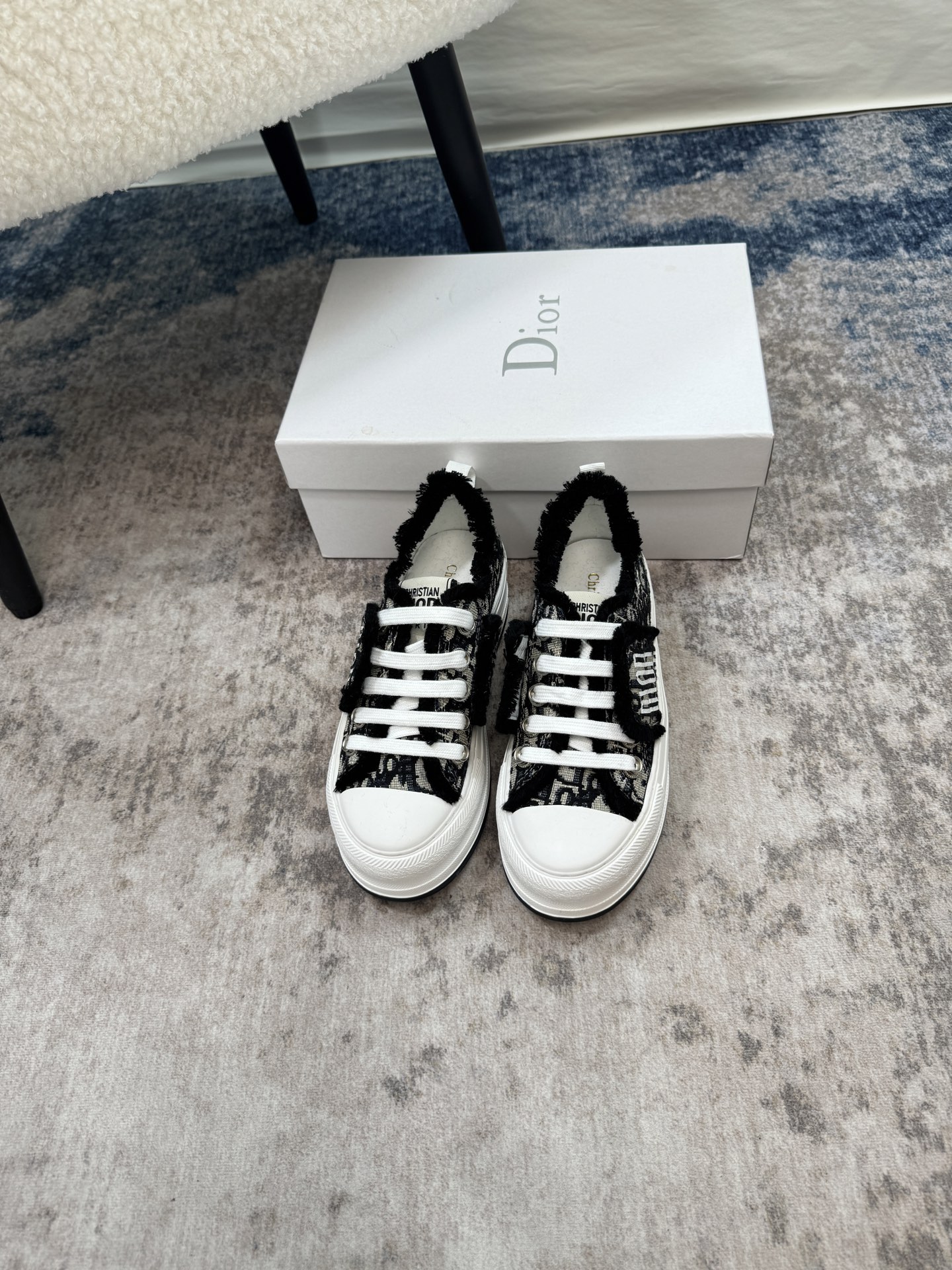 D design 2025 new tassel thick-soled sneakers