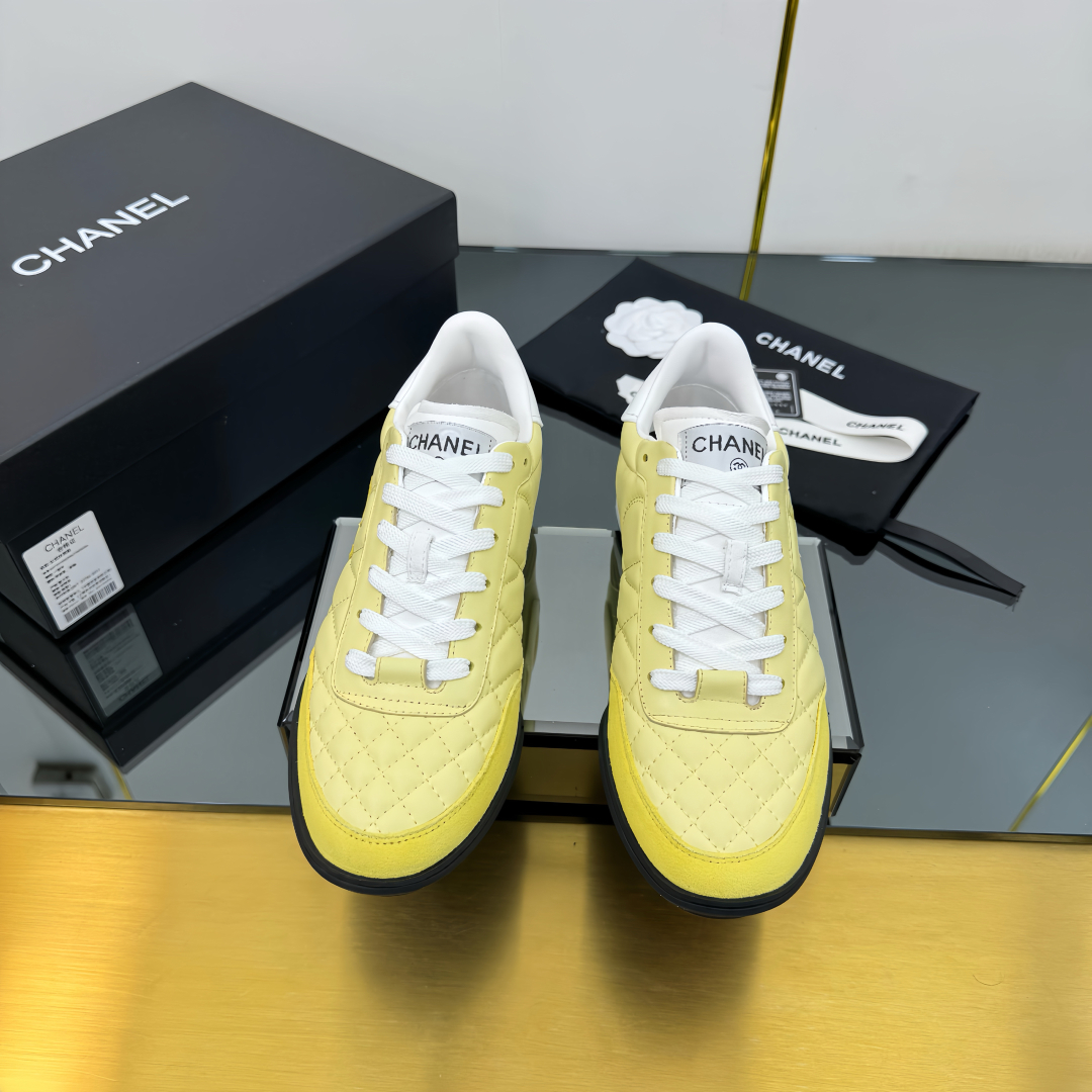 C design casual sneakers