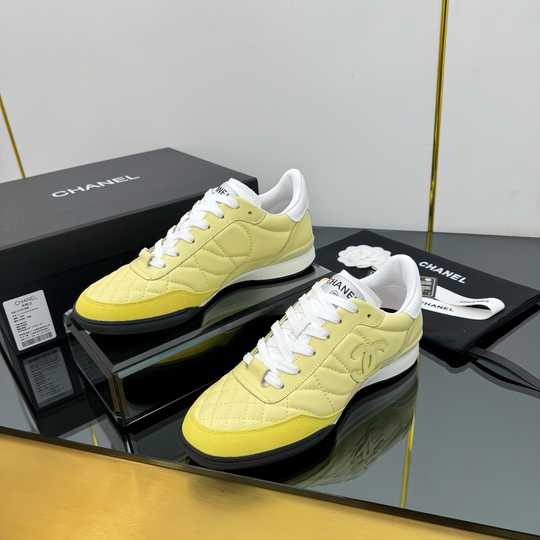 C design casual sneakers