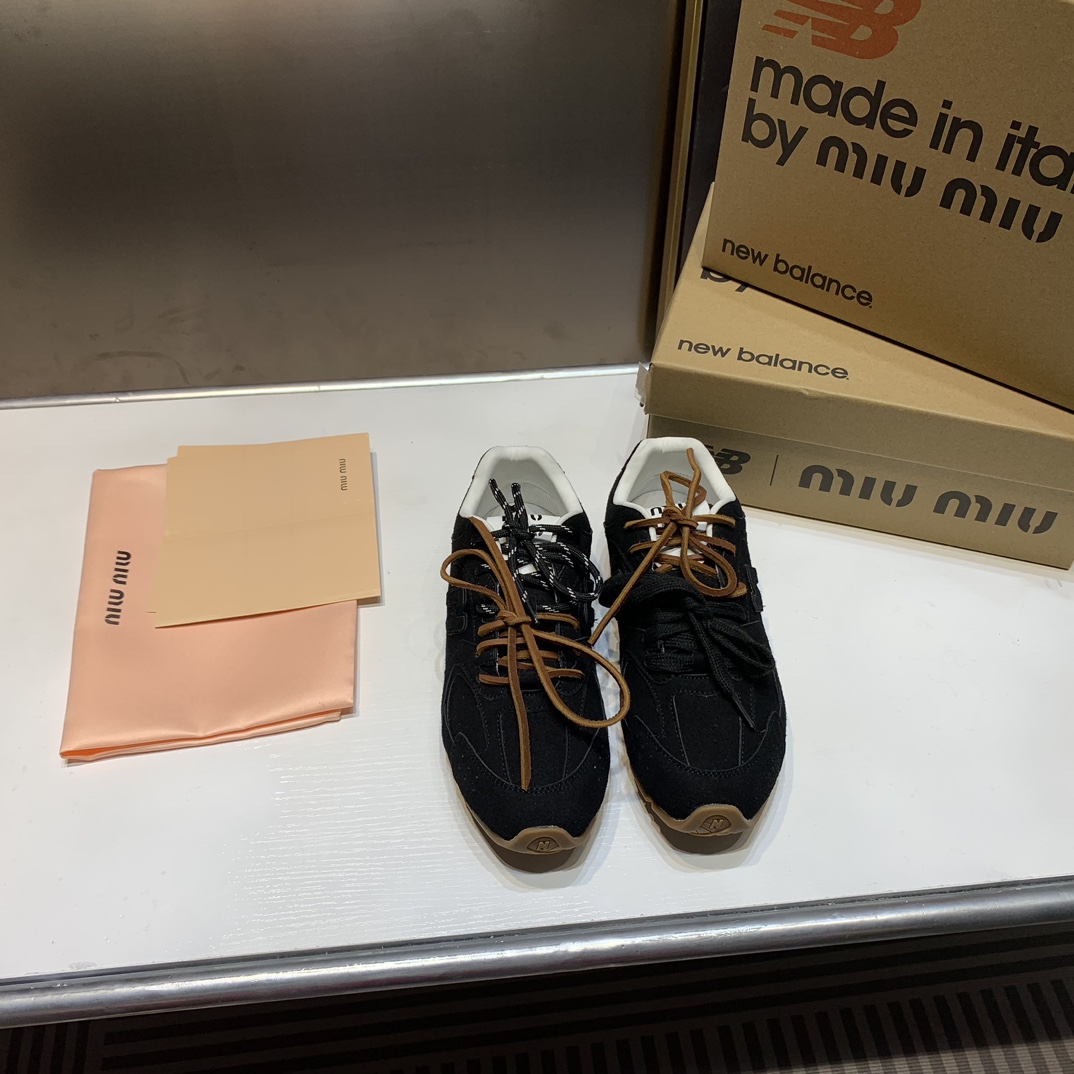 M Design G027 co-branded sneakers