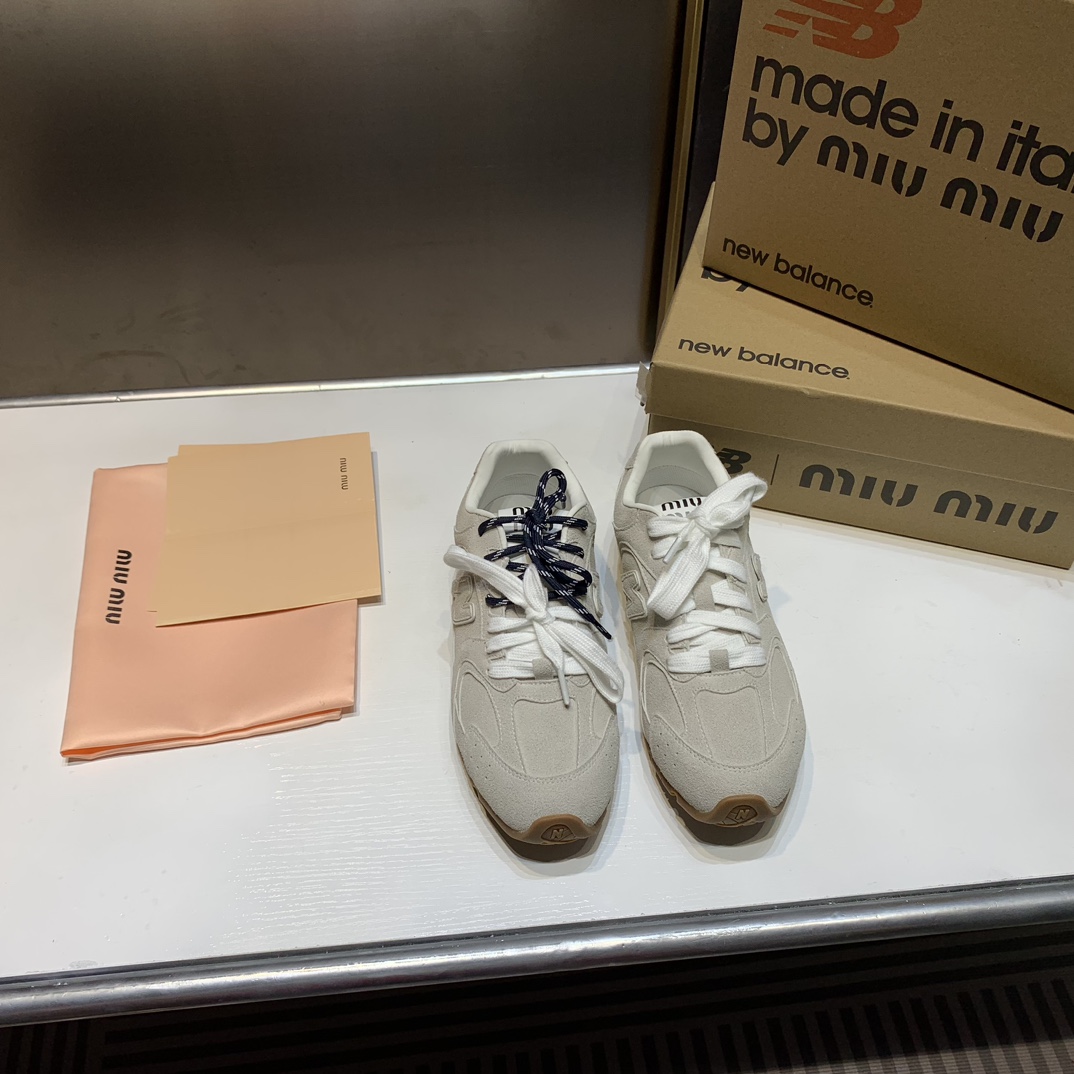 M Design G027 co-branded sneakers