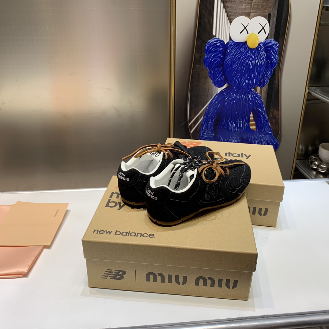 M Design G027 co-branded sneakers