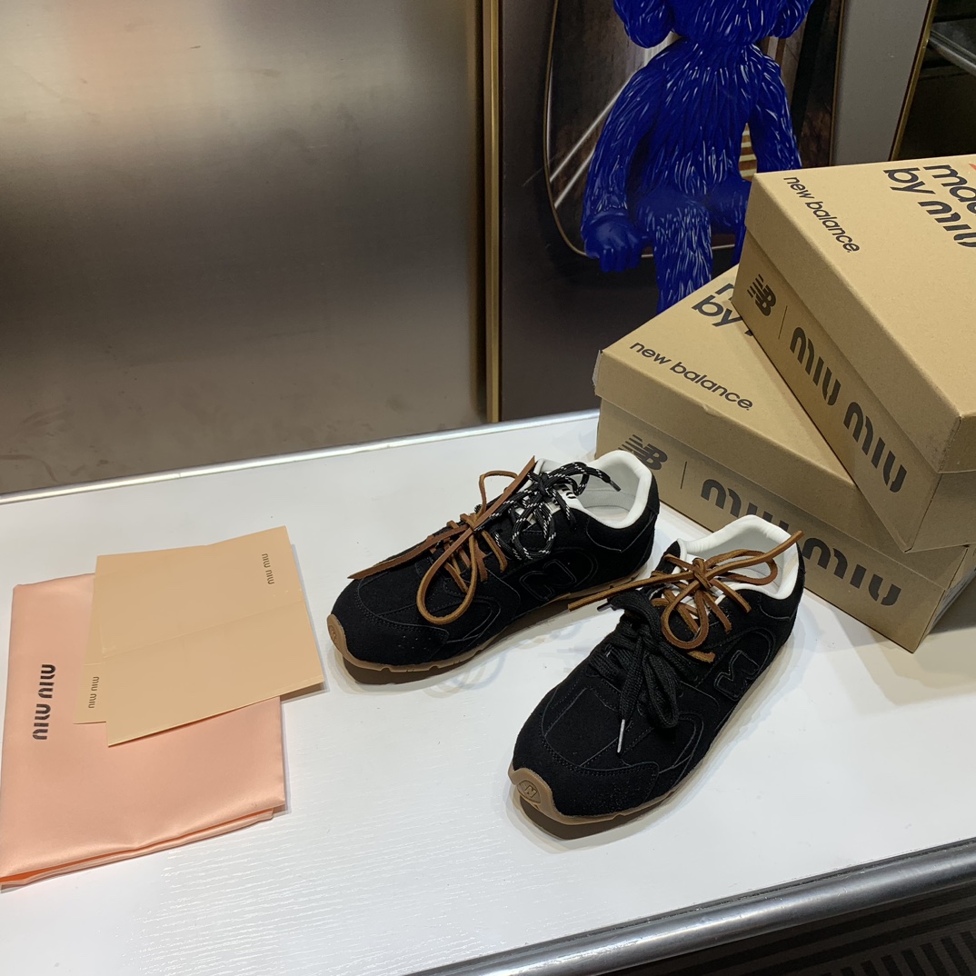 M Design G027 co-branded sneakers