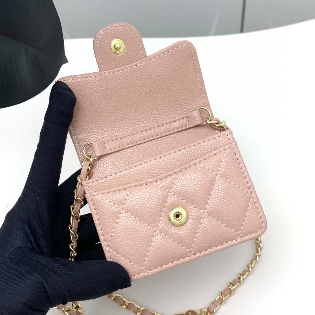 C design lipstick bag