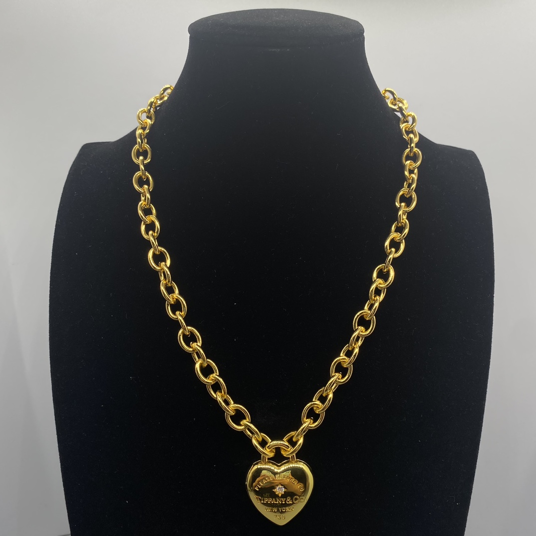 T design new necklace