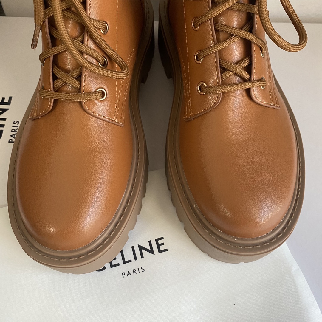 C design 8-hole thick-soled Martin boots