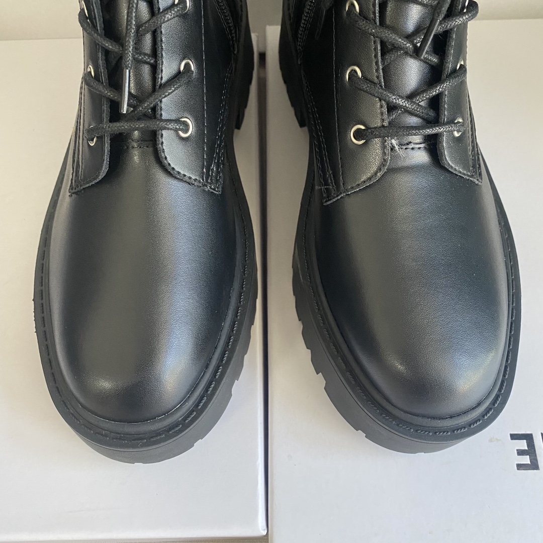 C design 8-hole thick-soled Martin boots