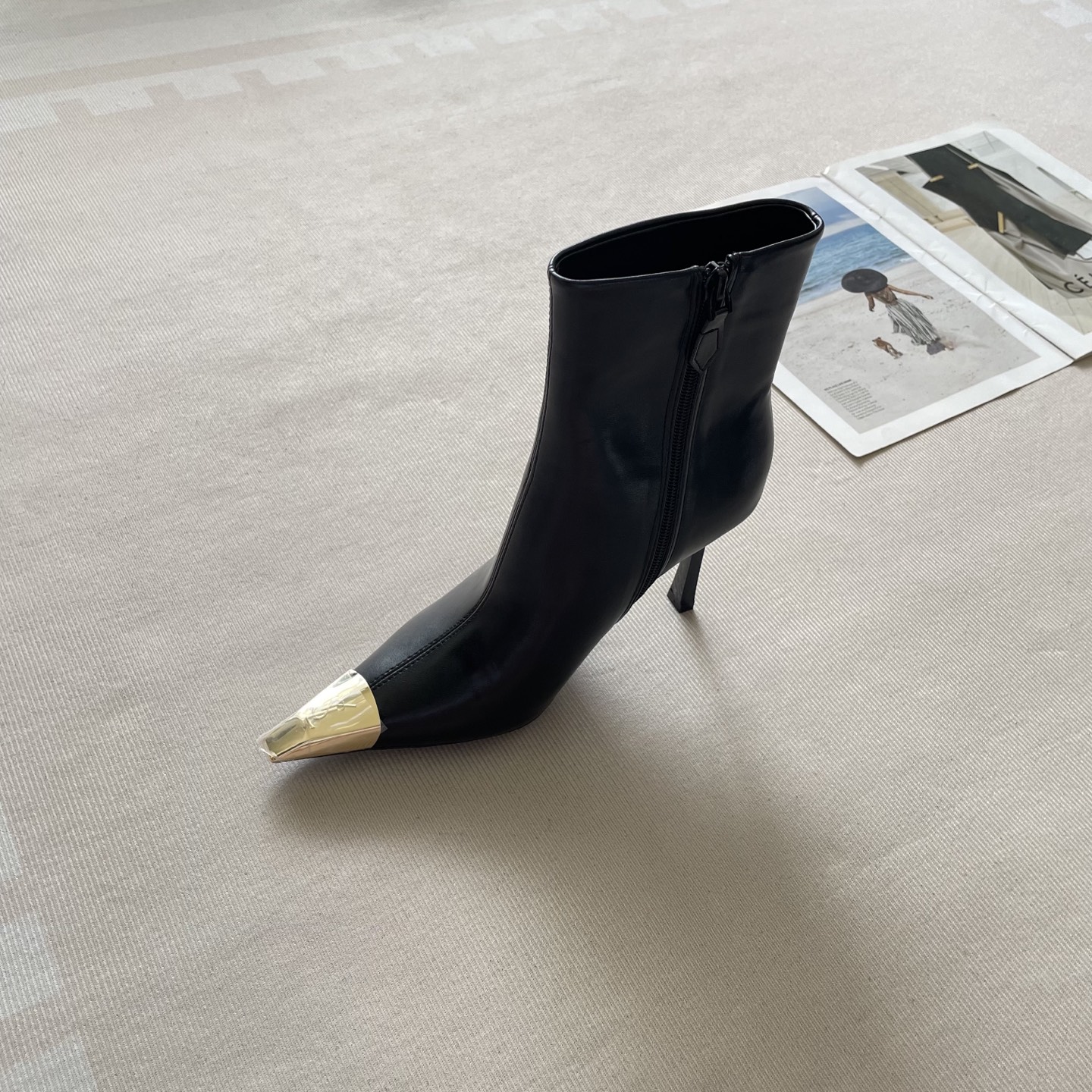 Y design autumn and winter new pointed matte ankle boots