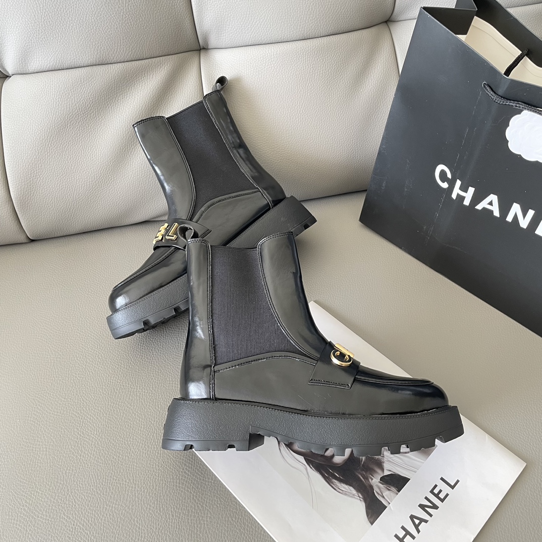 C design new letter buckle short boots