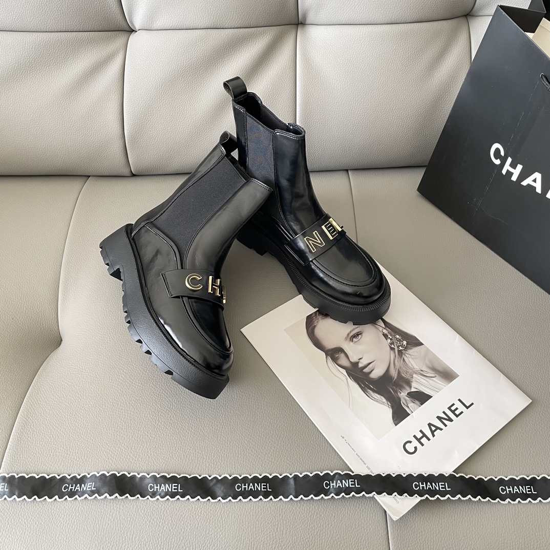 C design new letter buckle short boots