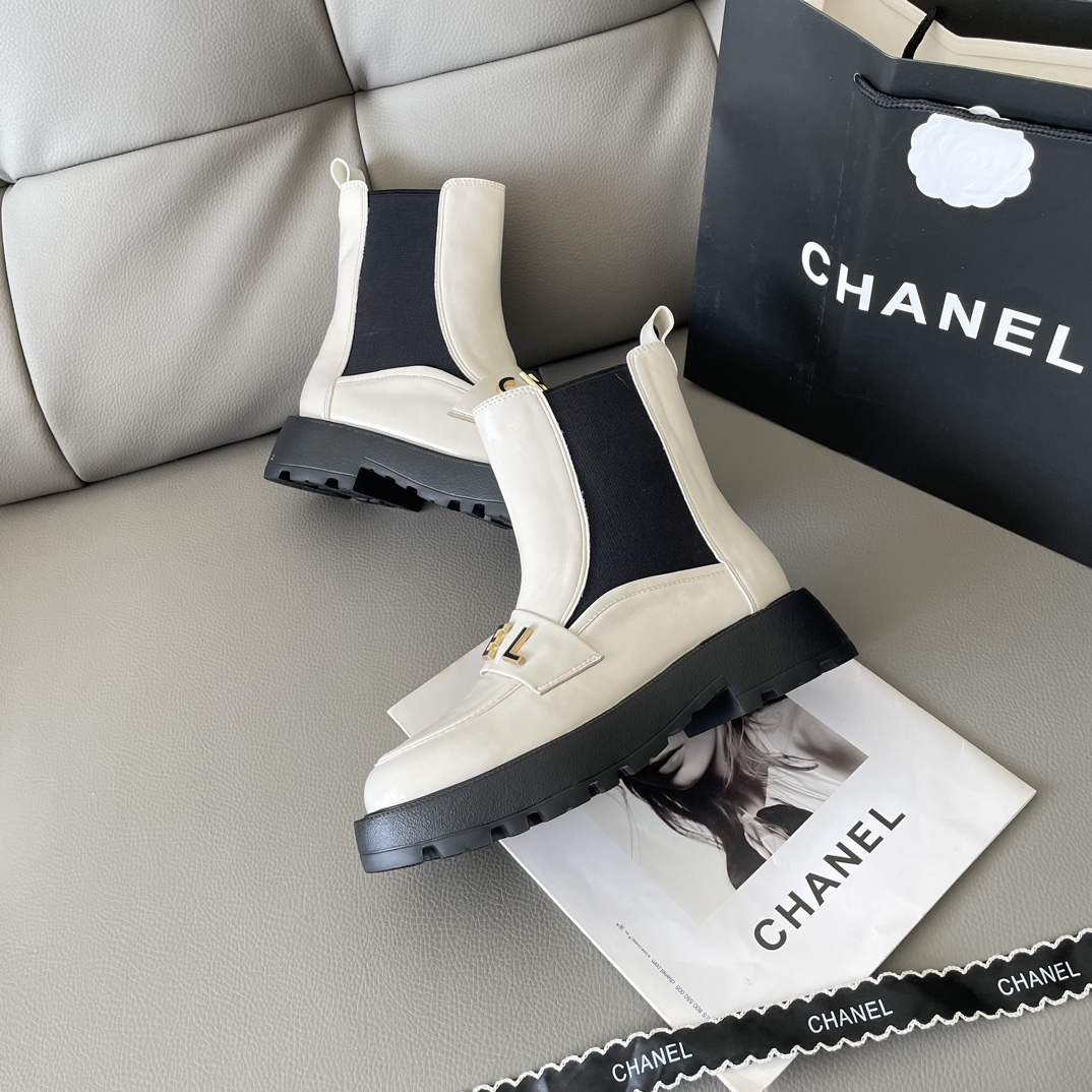 C design new letter buckle short boots