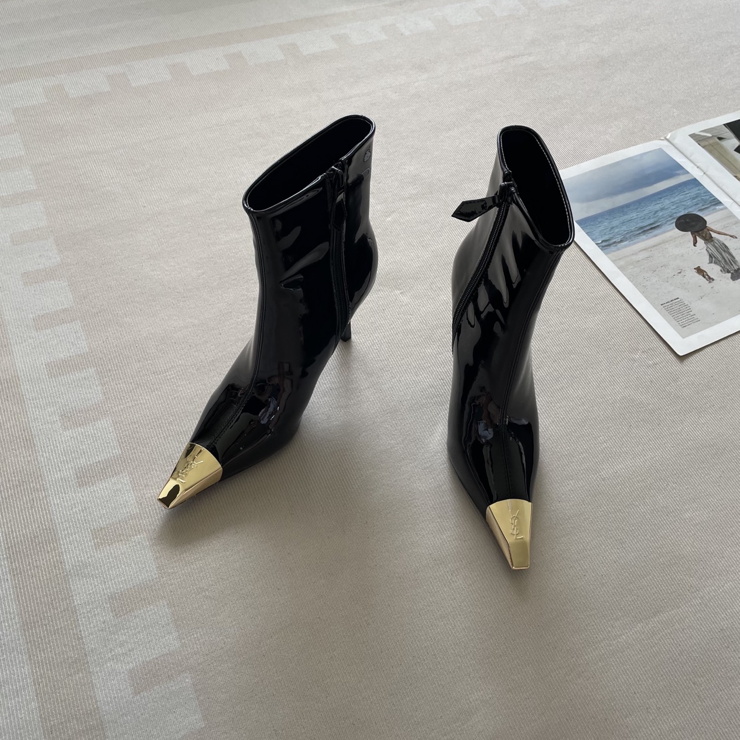 Y design autumn and winter new pointed patent leather ankle boots