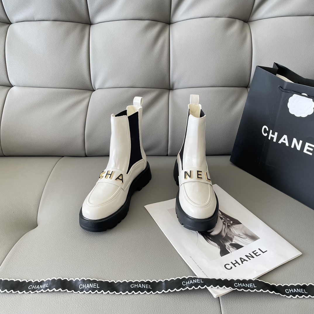 C design new letter buckle short boots