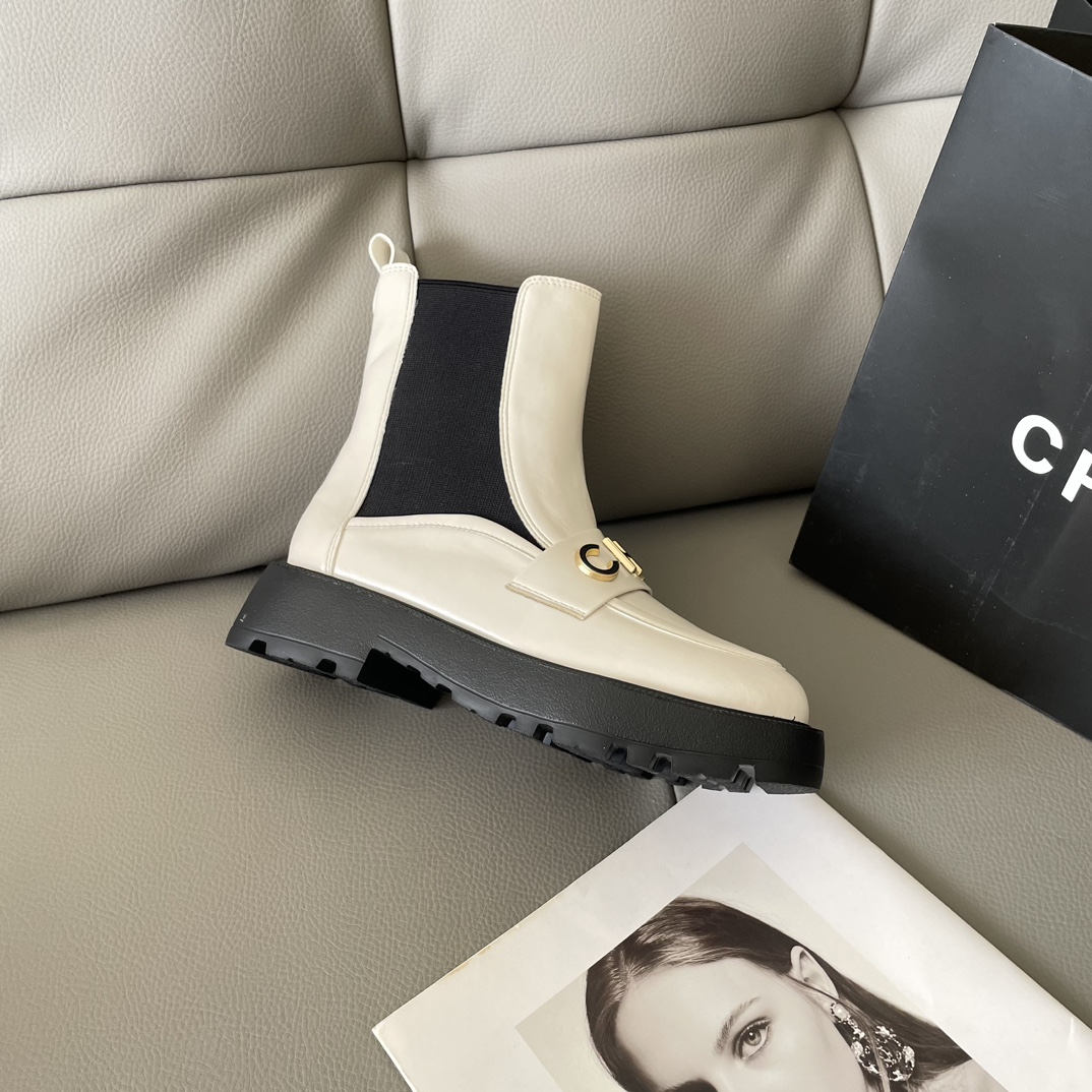 C design new letter buckle short boots