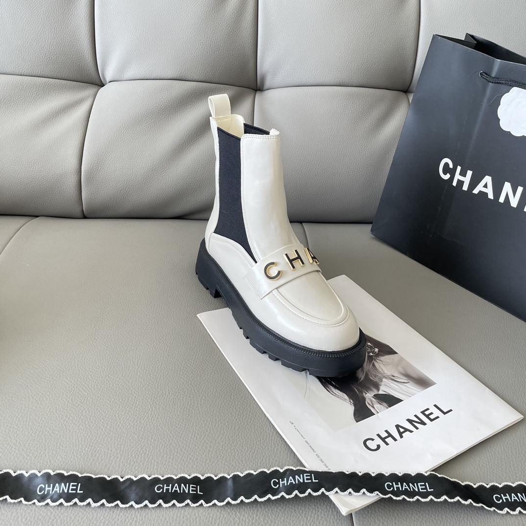 C design new letter buckle short boots