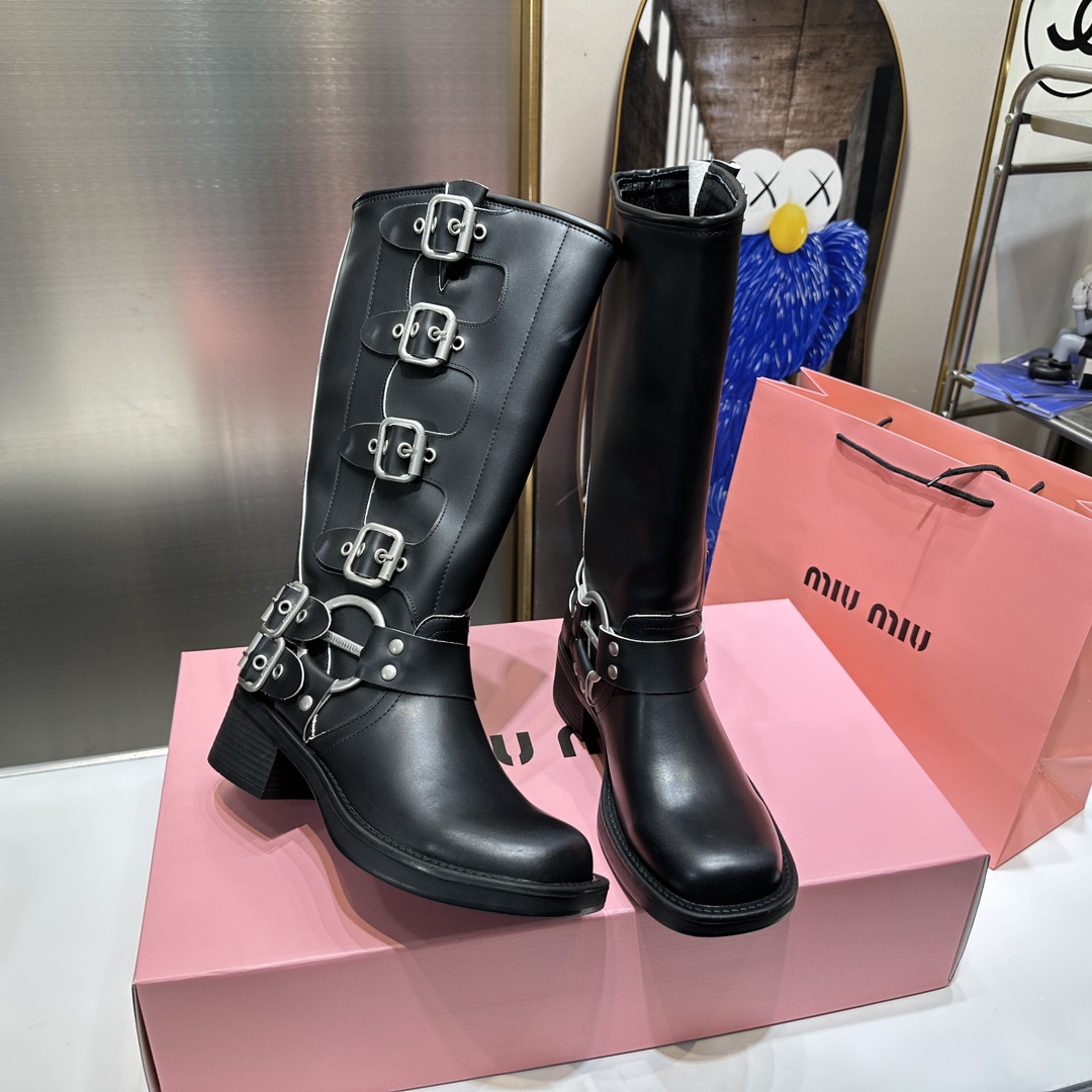 M design classic retro style boots