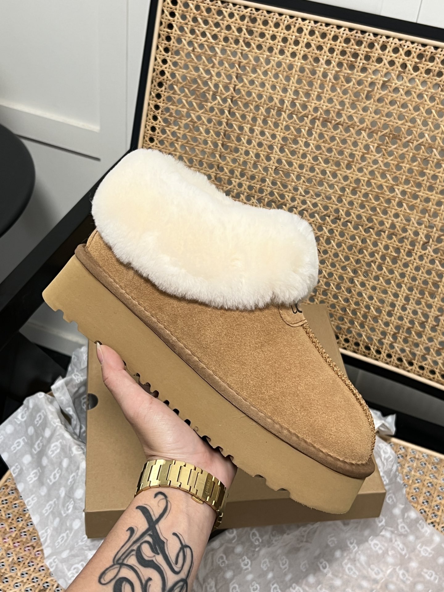 U design new classic thick-soled fur boots