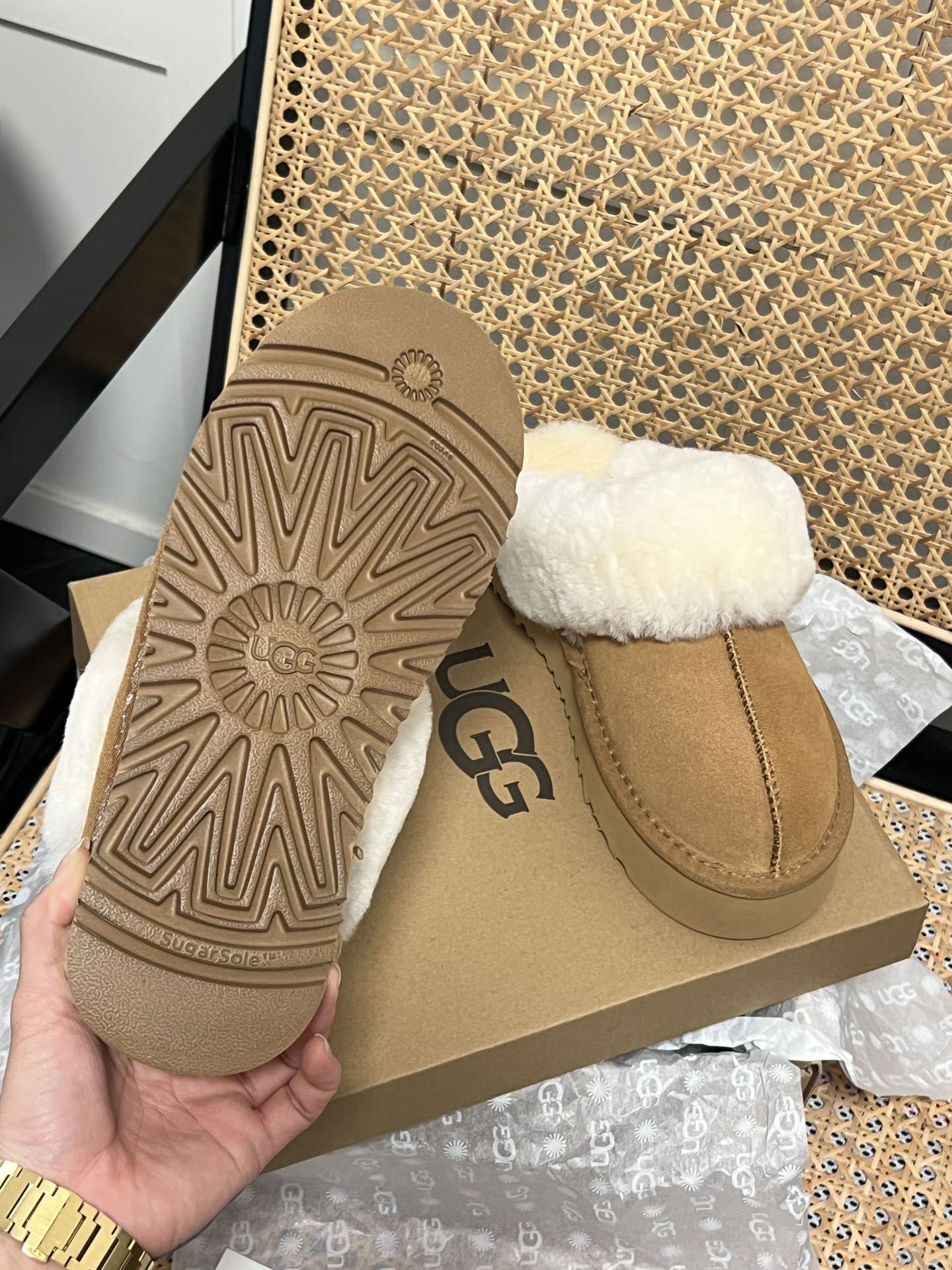 U design new classic thick-soled fur boots