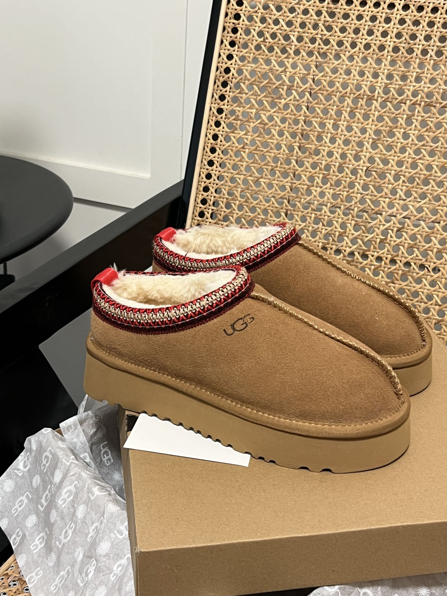 U design classic winter thick-soled fur boots