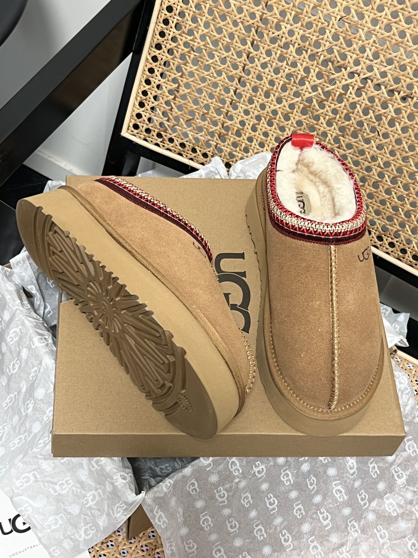 U design classic winter thick-soled fur boots