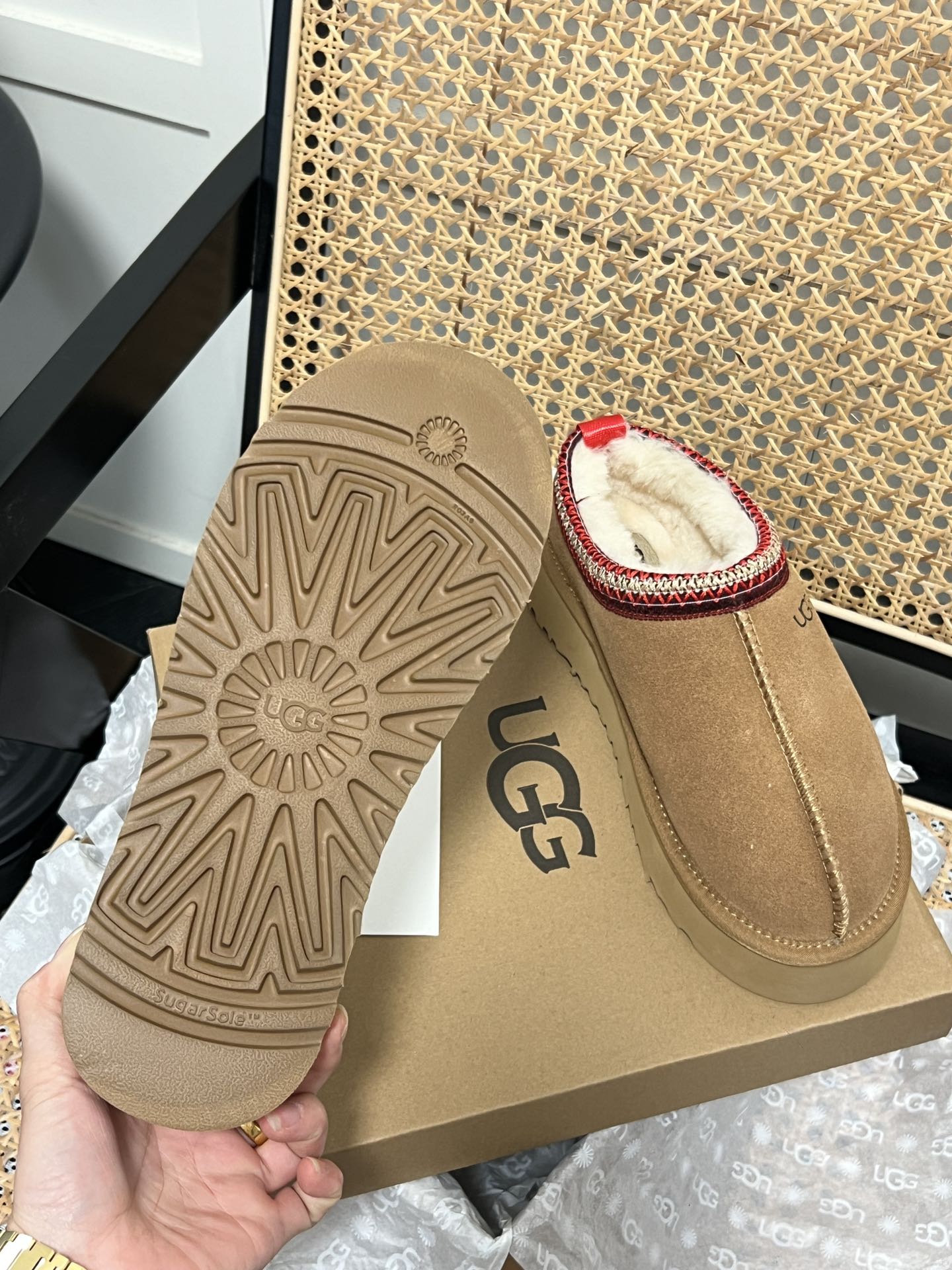 U design classic winter thick-soled fur boots