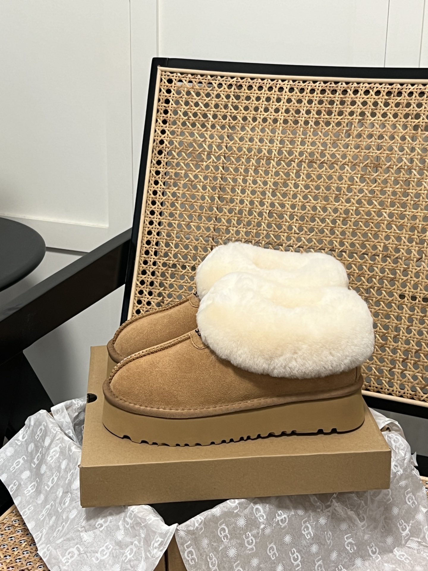 U design new classic thick-soled fur boots