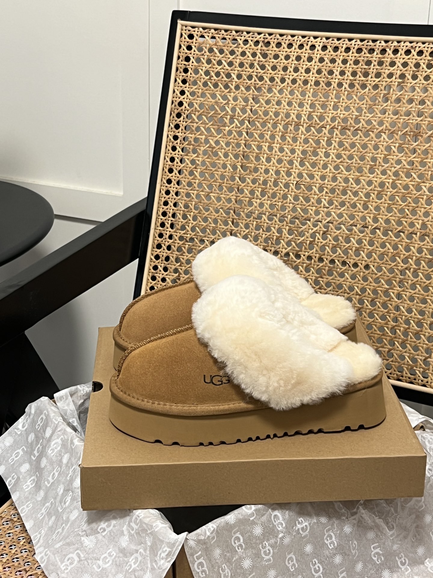 U design new classic thick-soled fur boots
