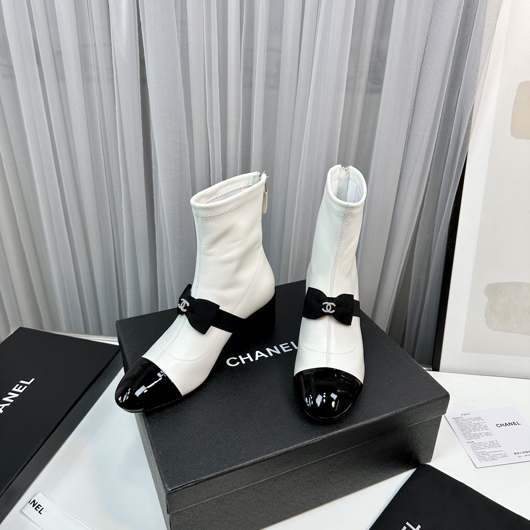 C design new princess boots