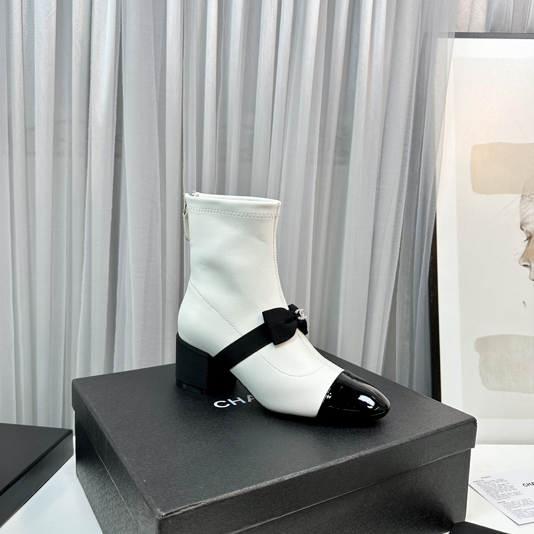 C design new princess boots