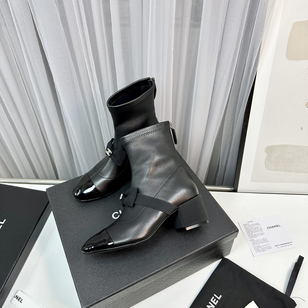 C design new princess boots