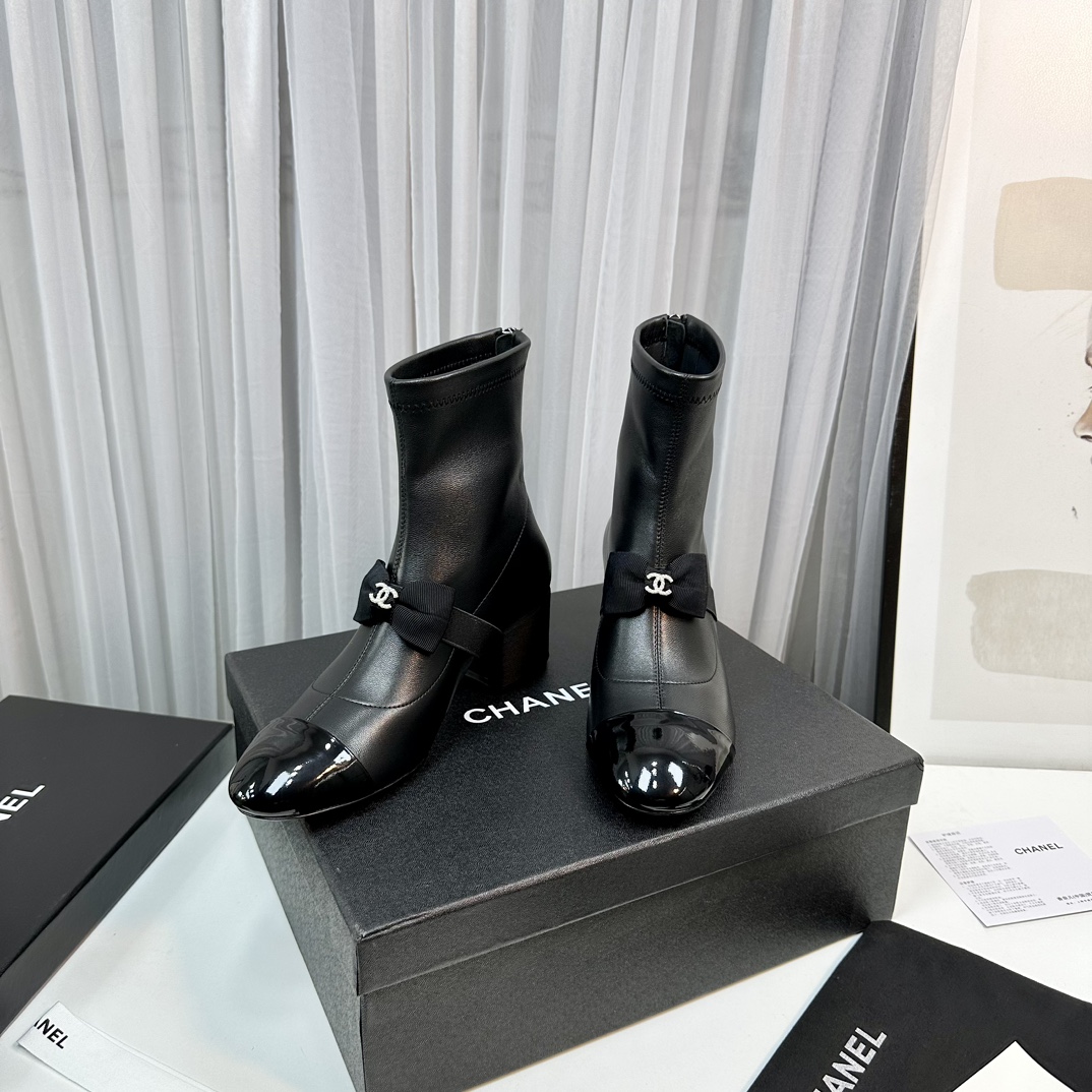 C design new princess boots