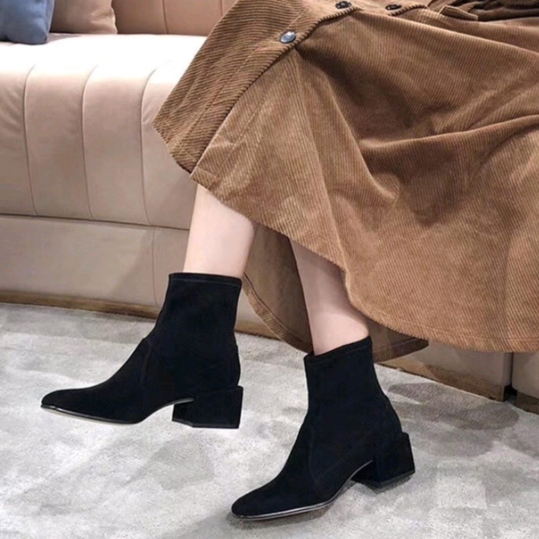 SW designed a new style of ankle boots