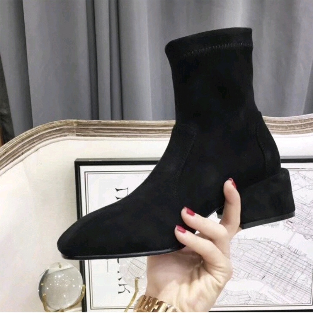 SW designed a new style of ankle boots