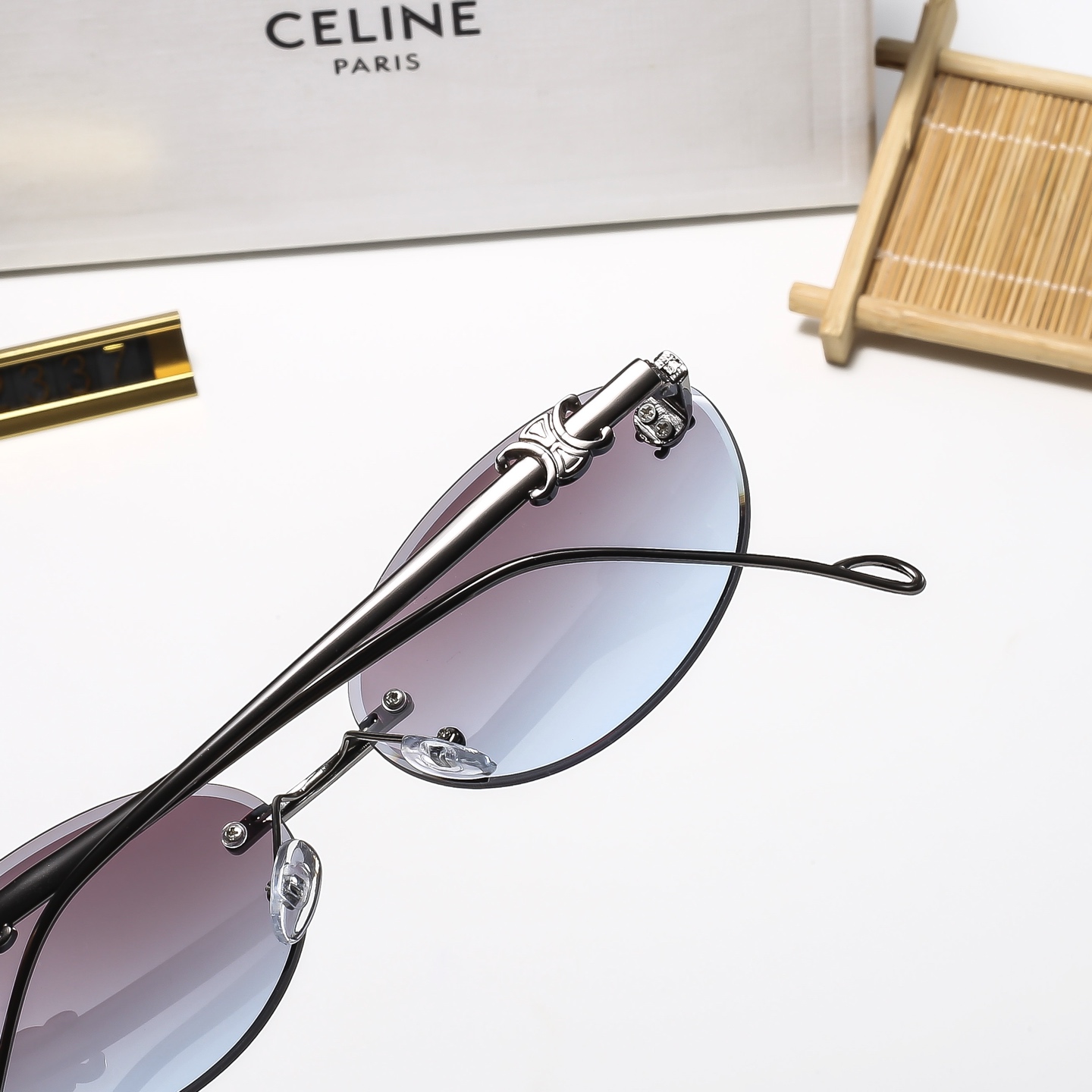 C design new glasses 2337