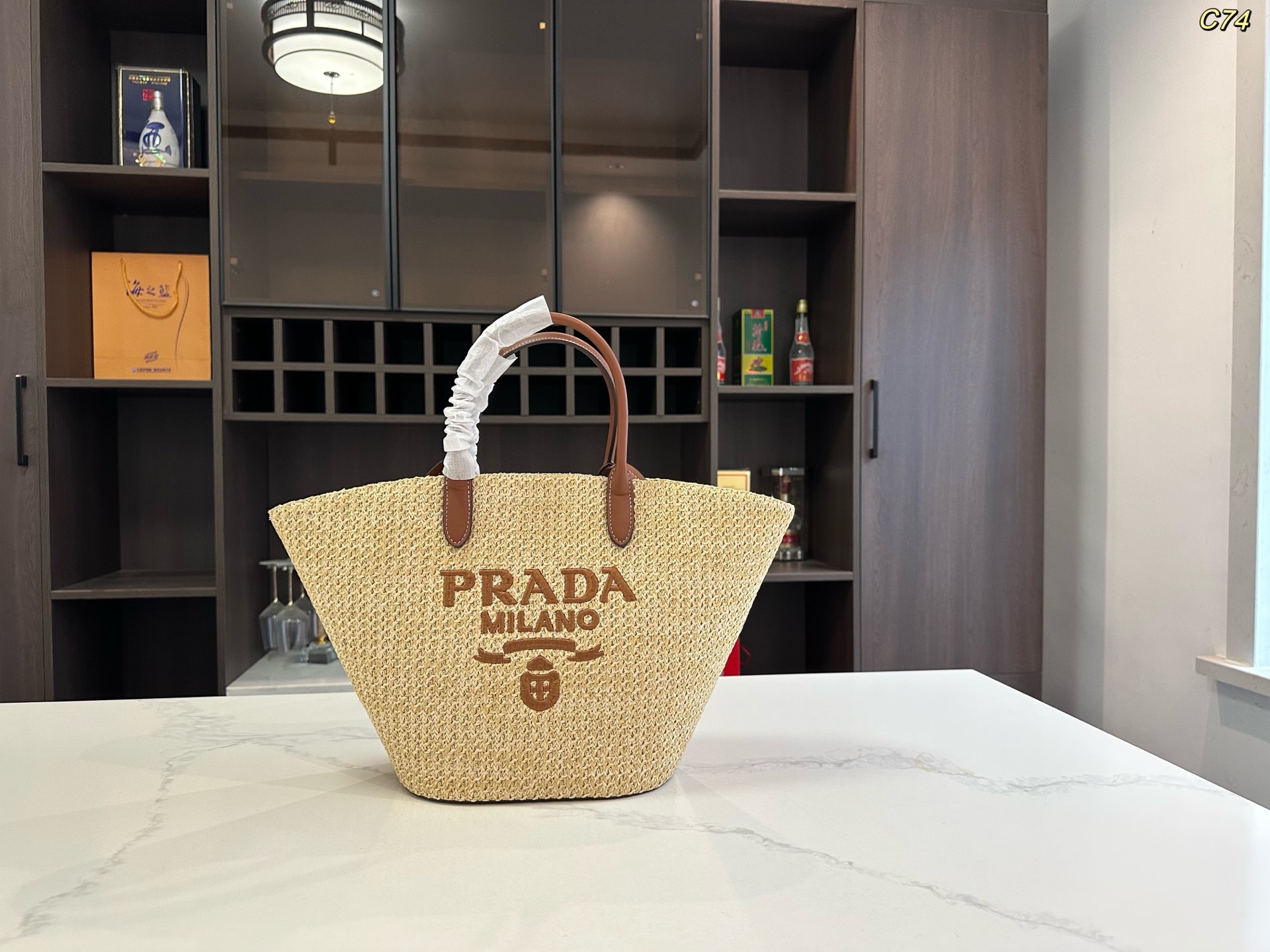 P design woven tote bag