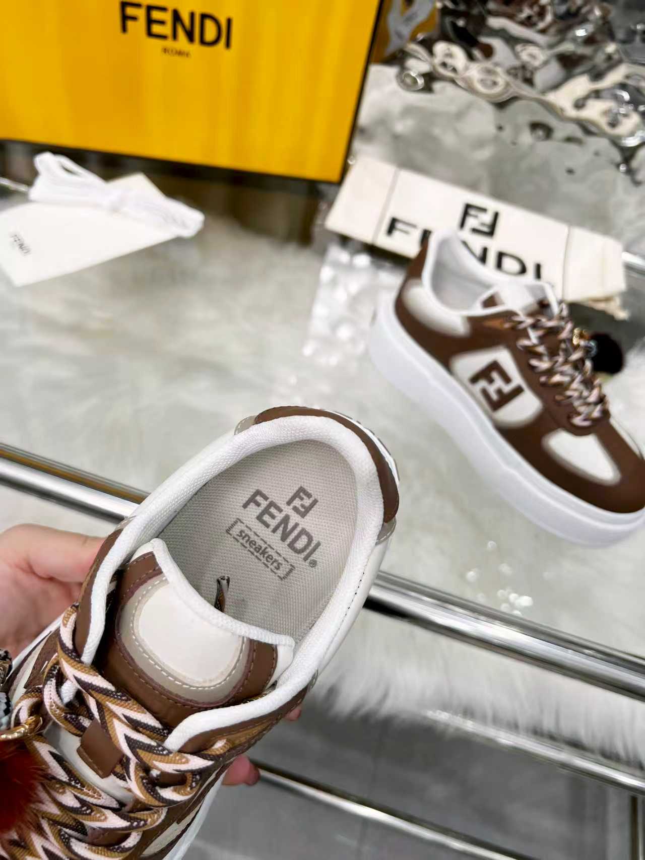 F design Match lace-up sneakers( Doll is detachable)