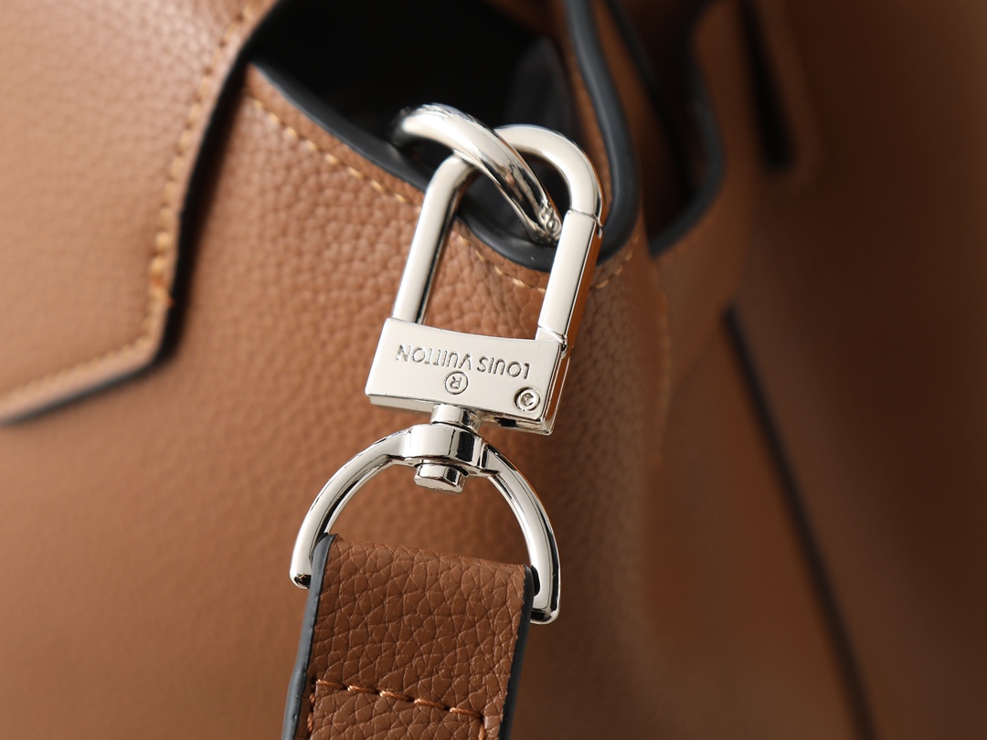 L design women handbag