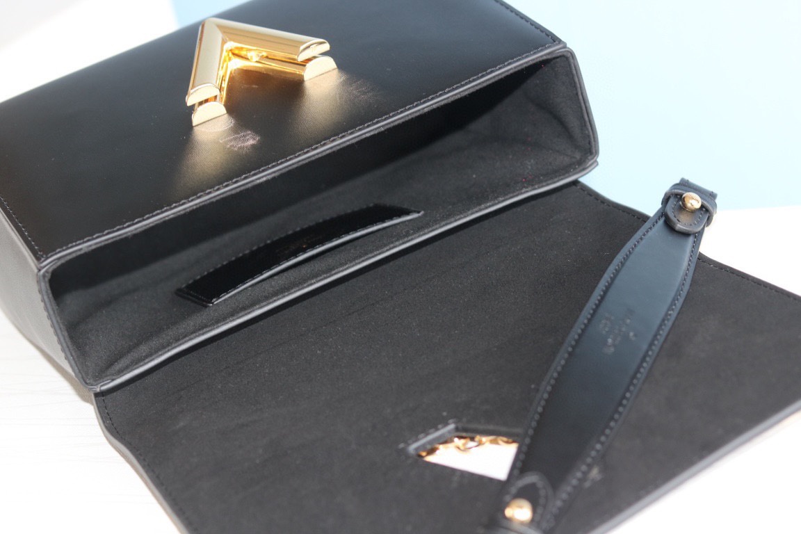 L design women handbag