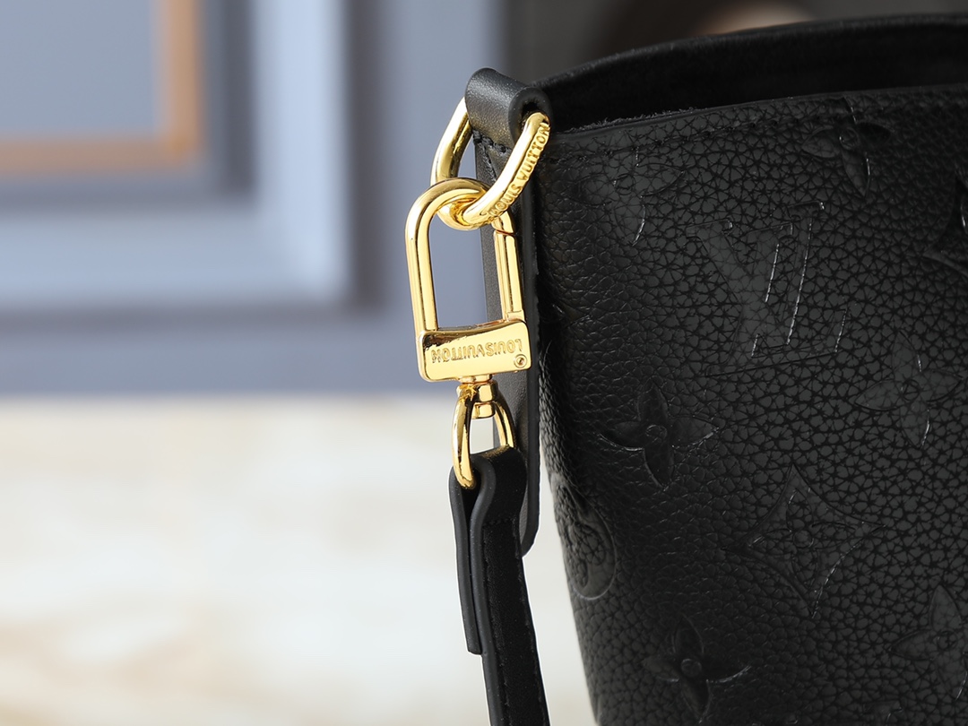 L design women handbag