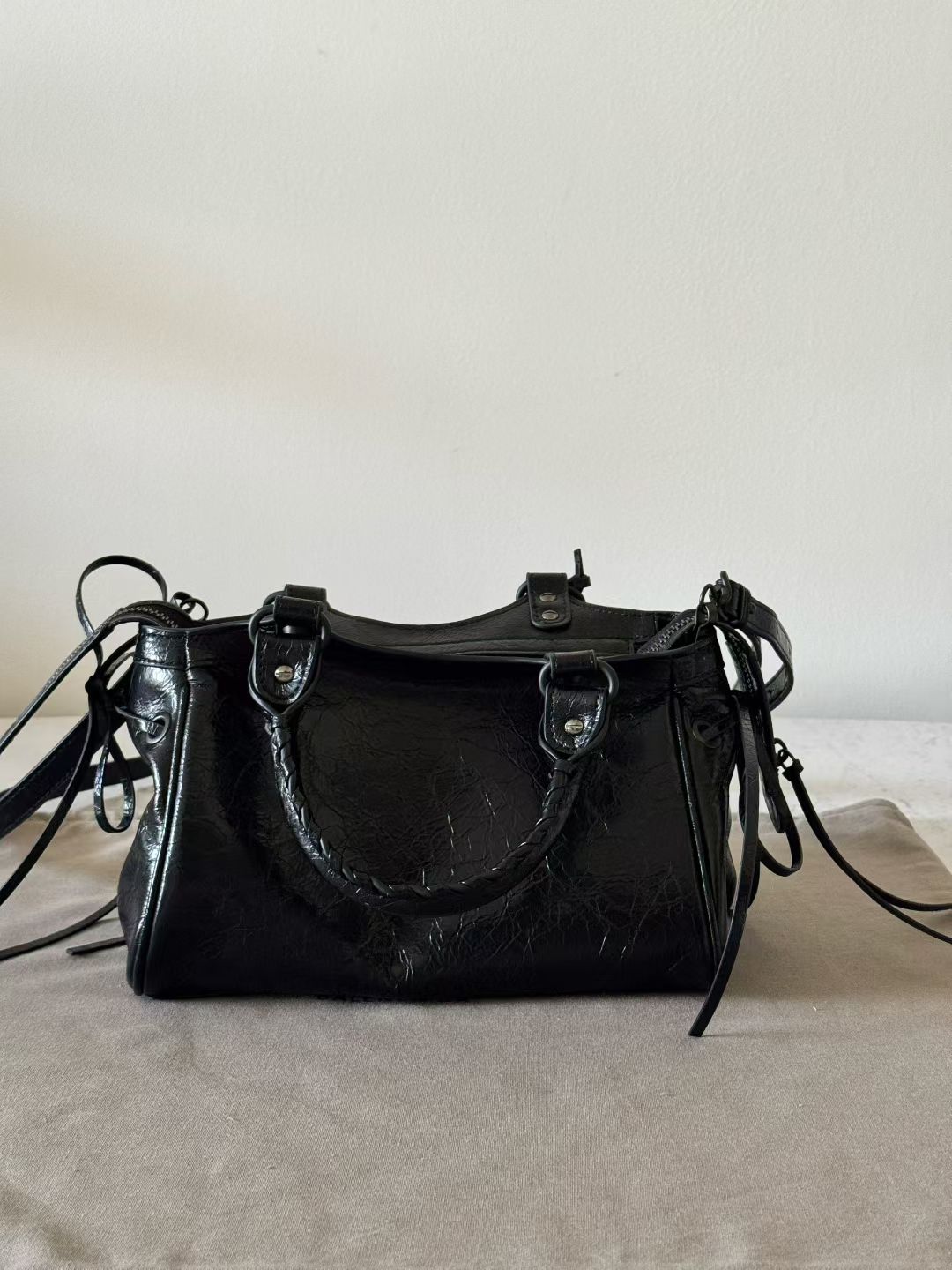 B design women handbag