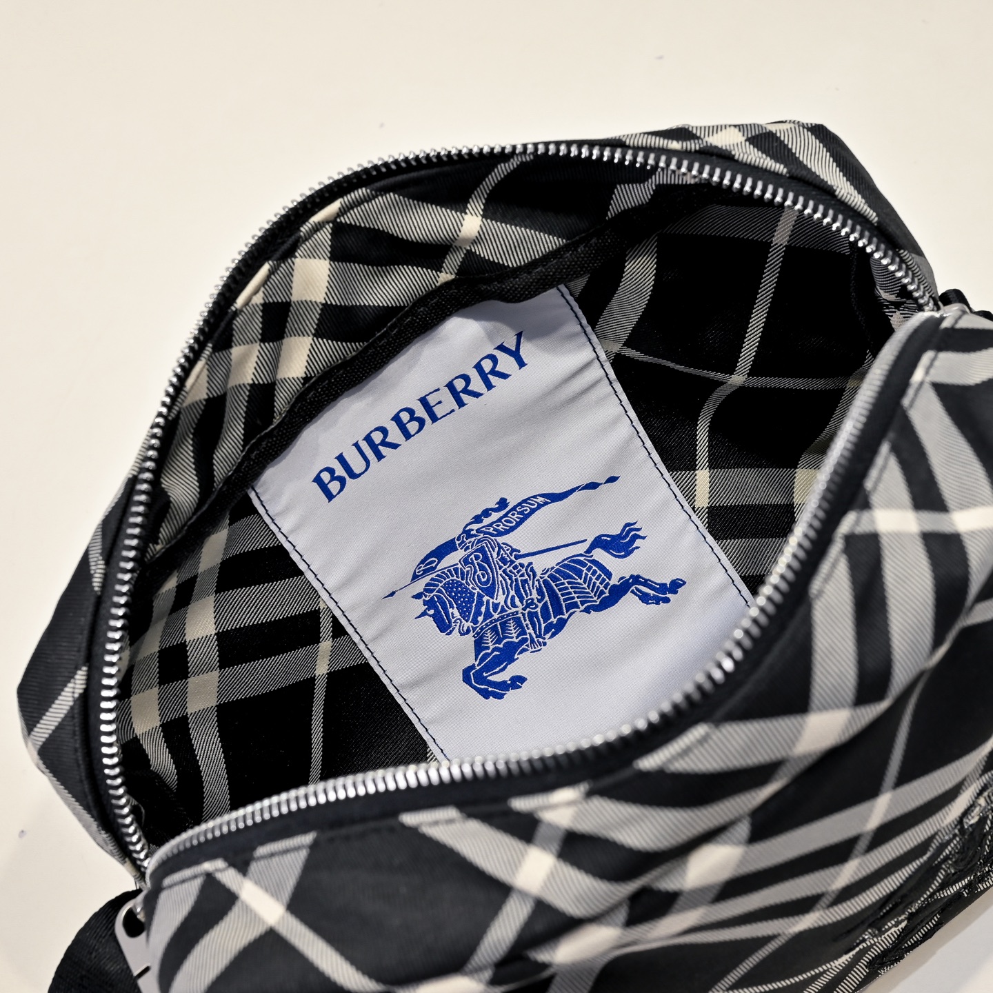 B design women handbag