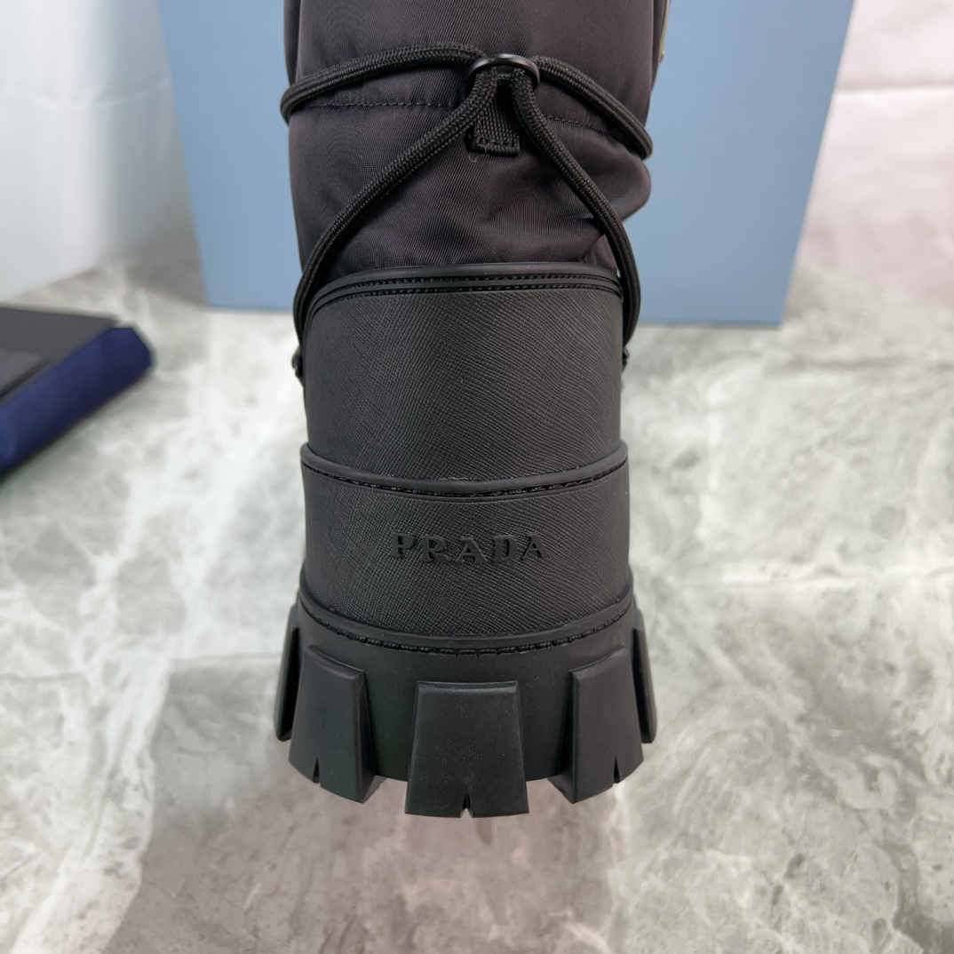 P design chubby snow boots