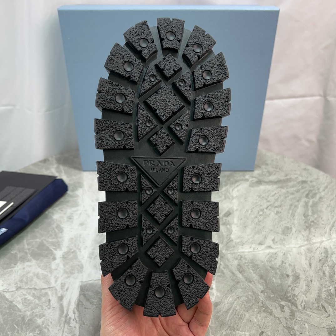 P design chubby snow boots