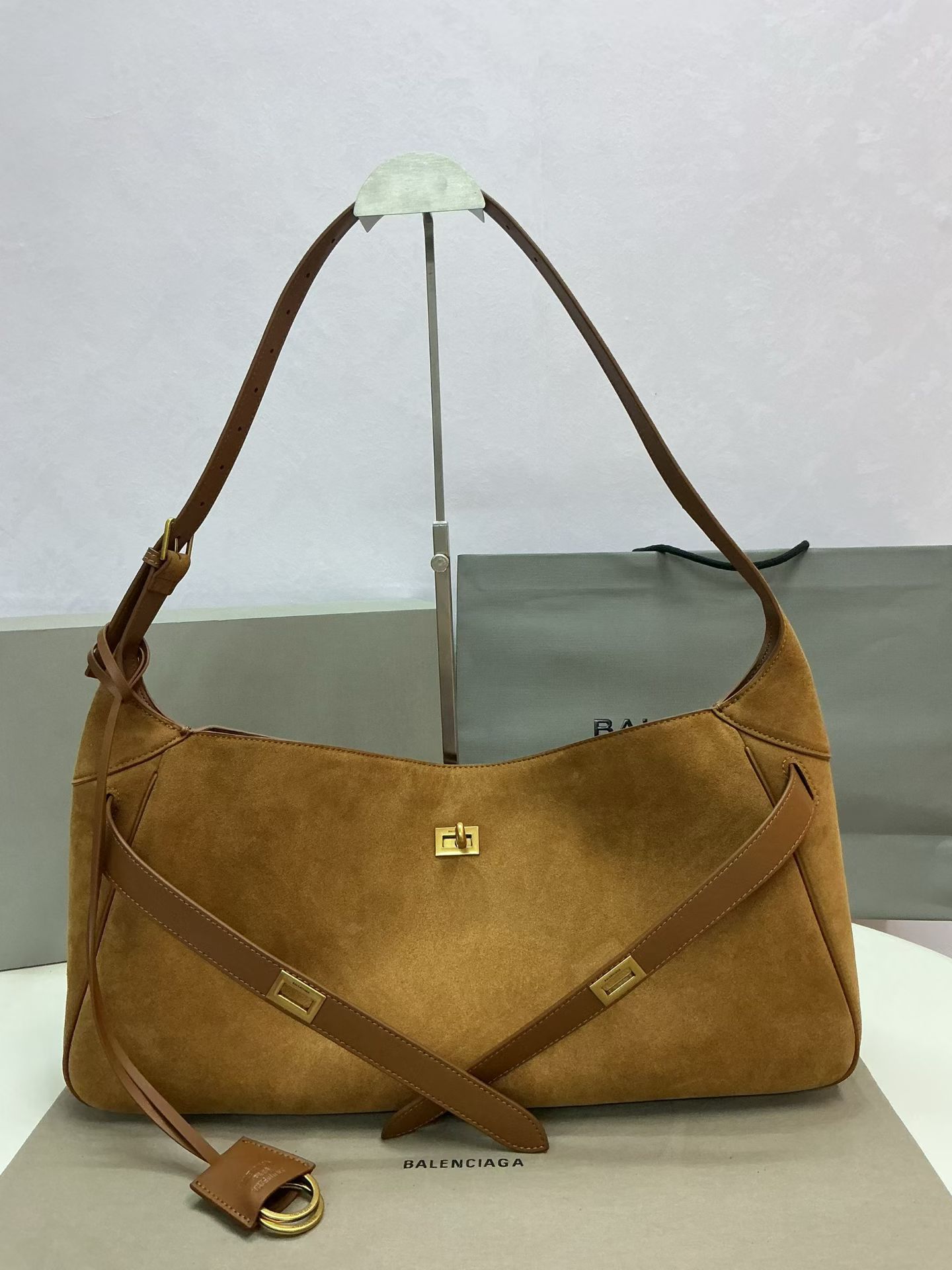 B design women handbag