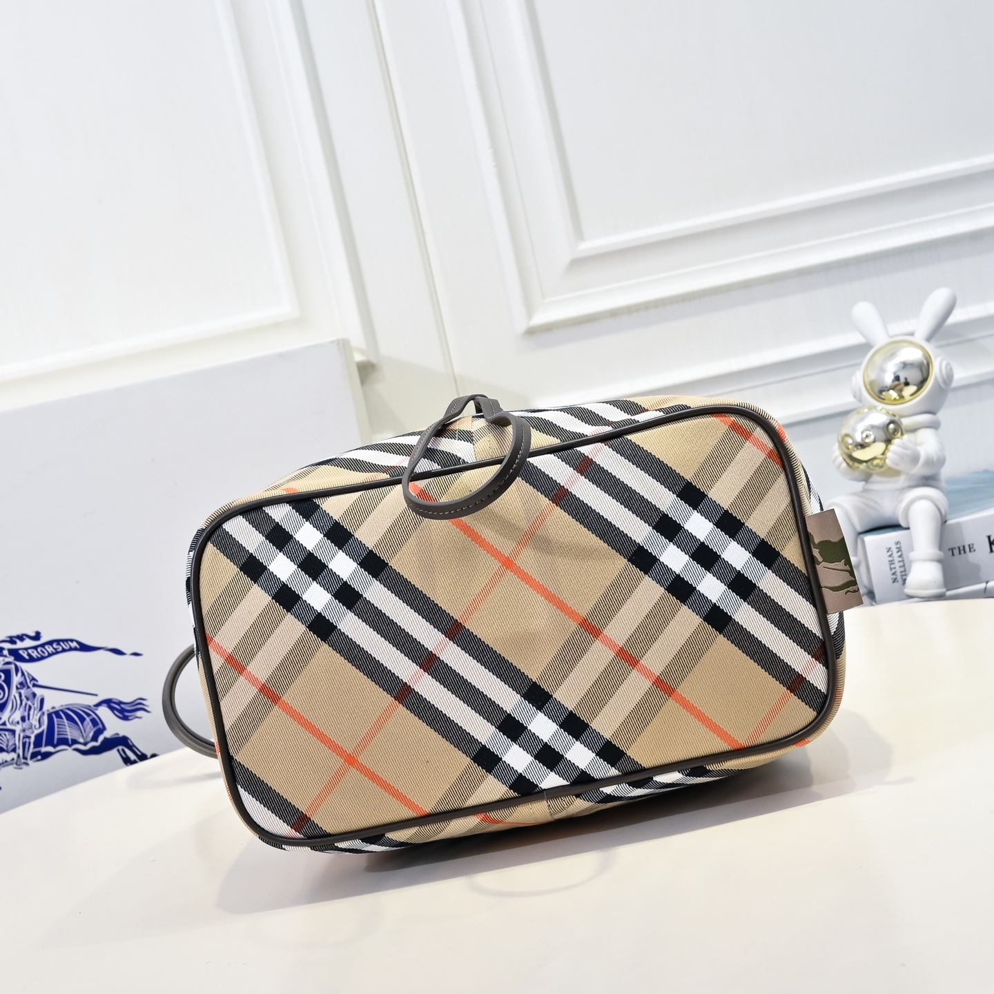 B design women handbag