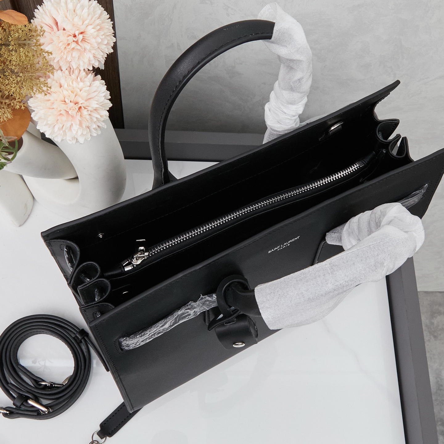 Y design Kate plain chain bag