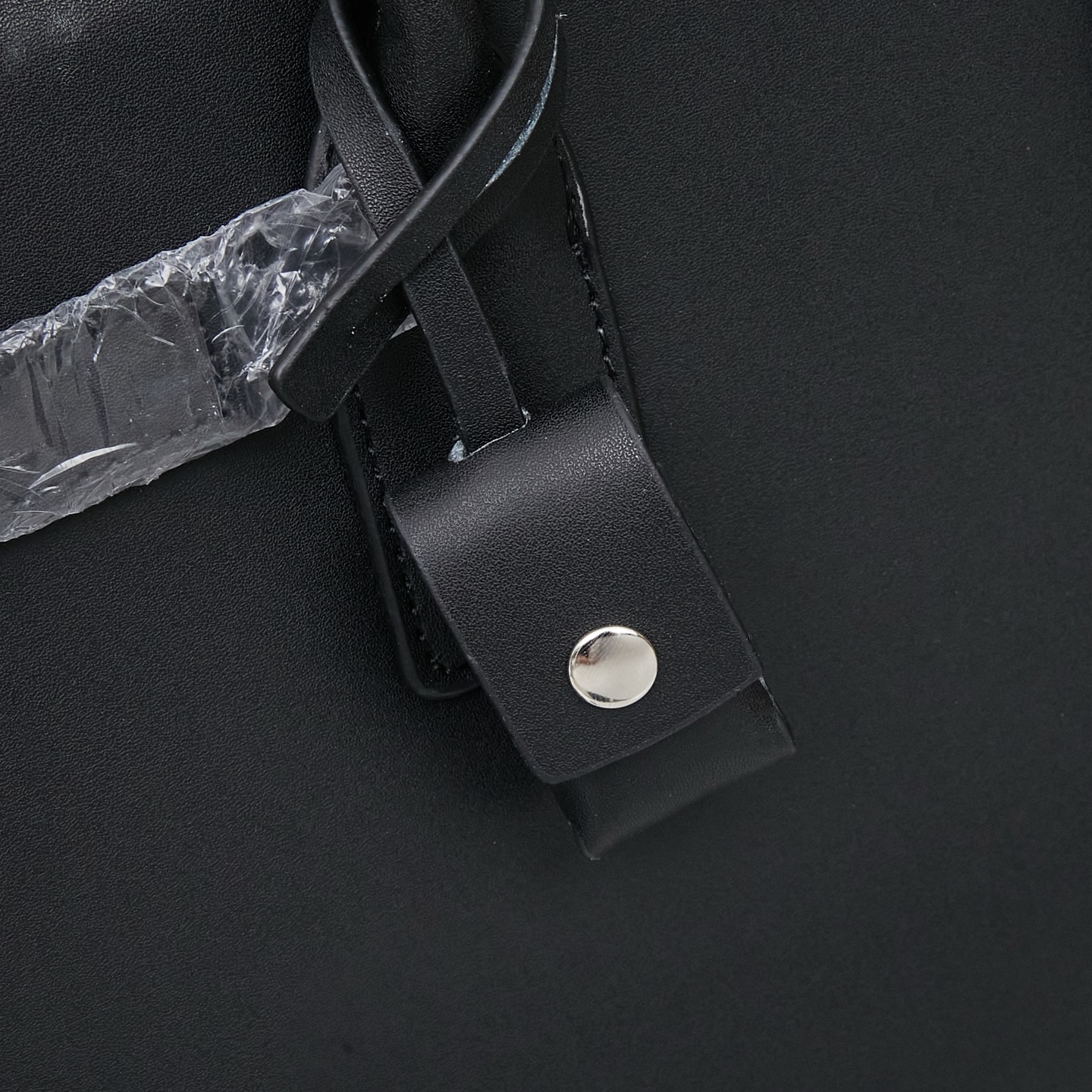 Y design Kate plain chain bag