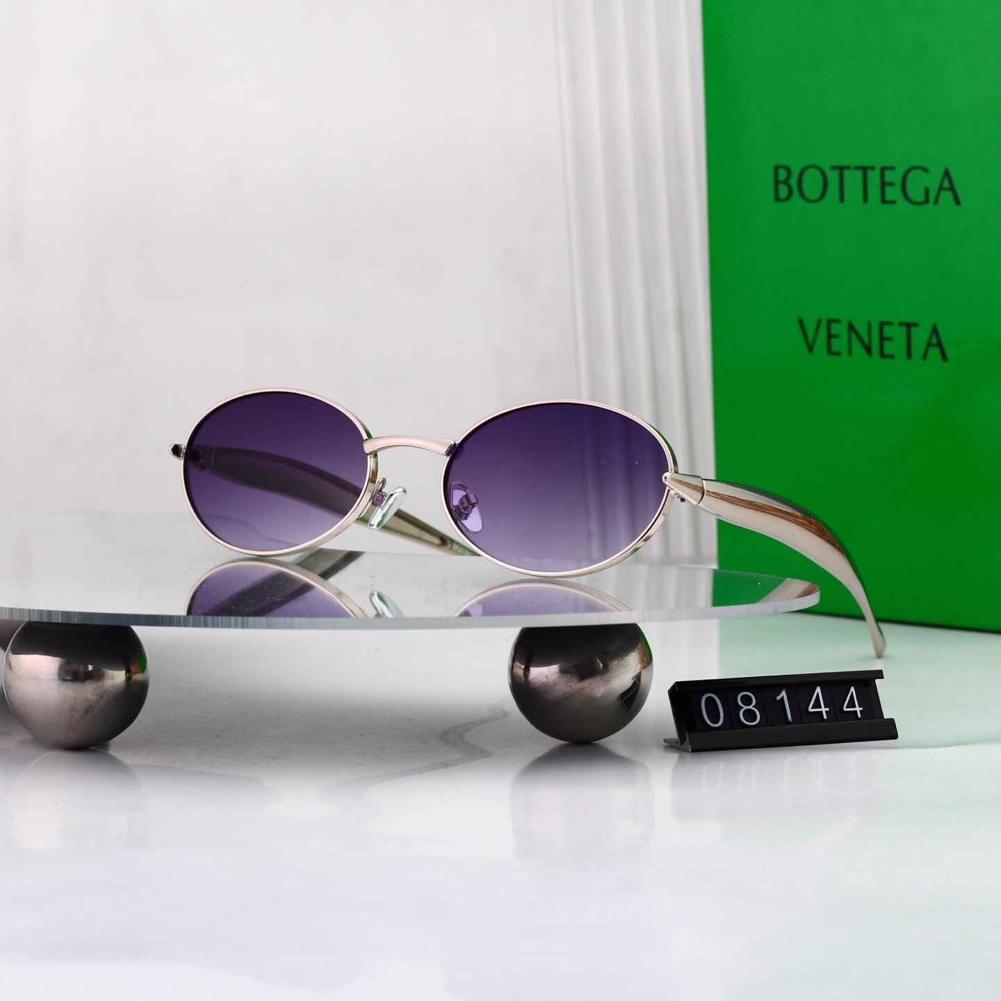 B design new glasses 08144