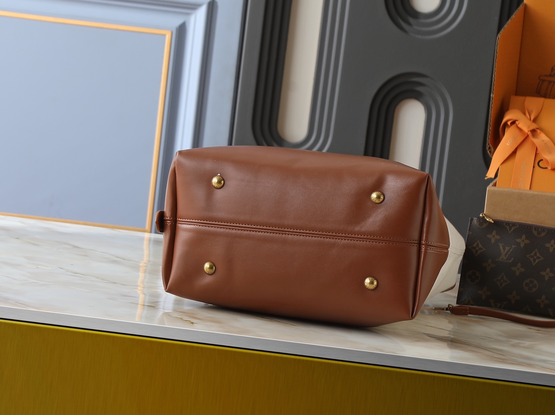 L design women handbag