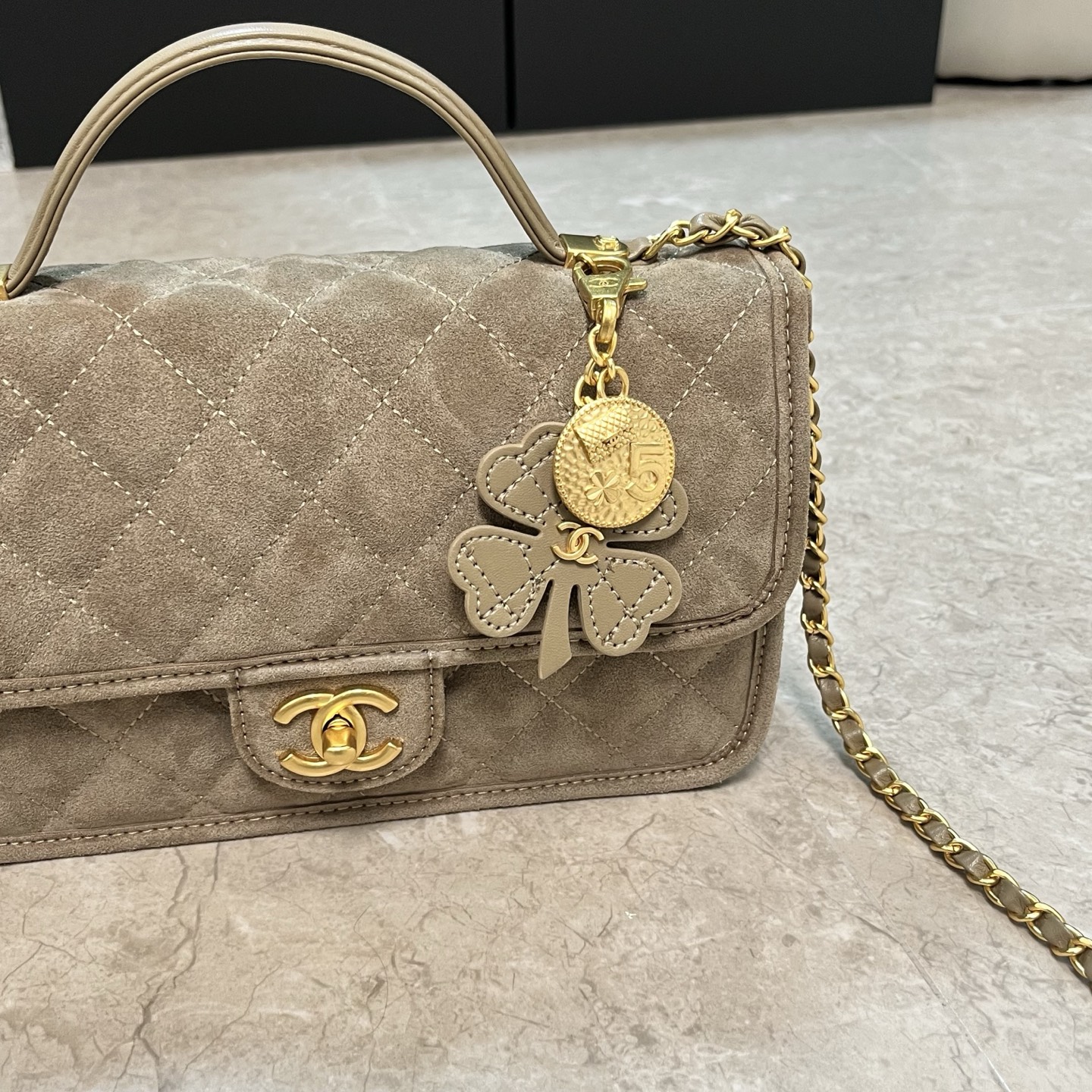 C design women handbag